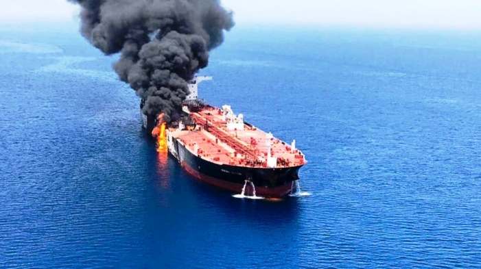 الهجوم الايراني على ناقلتي نفط في خليج عمان - 13-6-2019
