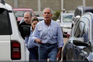 Trump-Supported Asfura Claims Honduras Presidency Amid Election Controversy