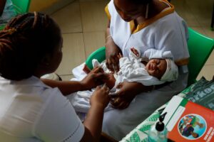Malaria Vaccines Cut Child Deaths in Ghana, Then Aid Was Slashed