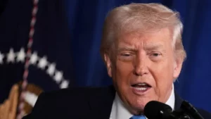 Trump Warns Venezuela Acting Leader as Maduro Heads to Court