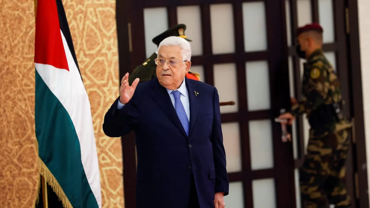 Palestinian Authority Faces Crisis Amid Expanding Israeli Control