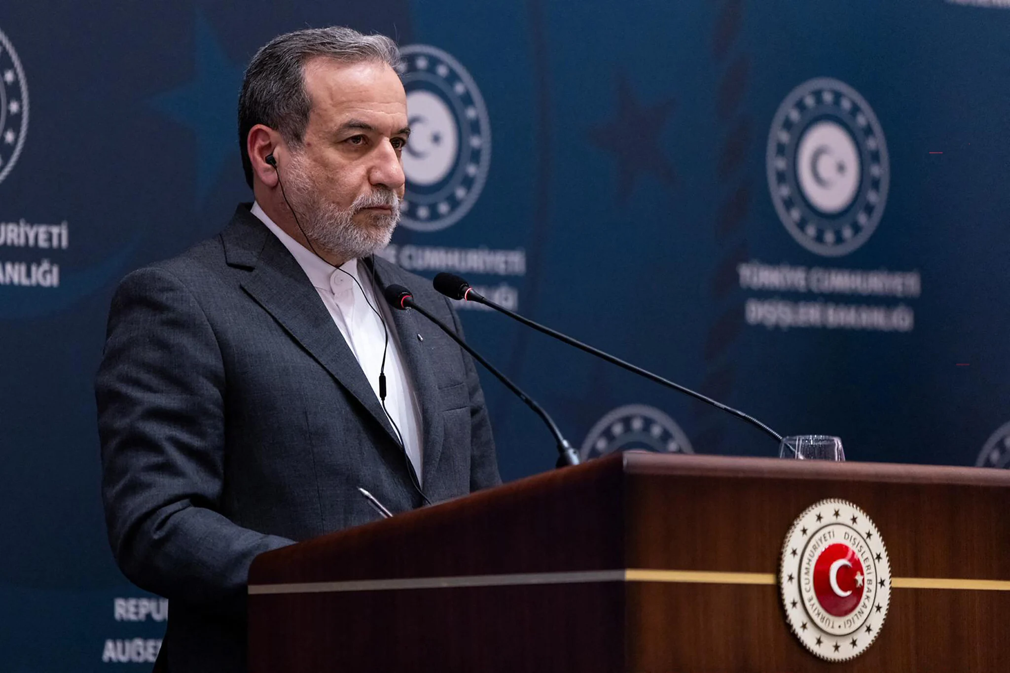 Iran Says U.S. Bases Would Be Hit if America Launches an Attack